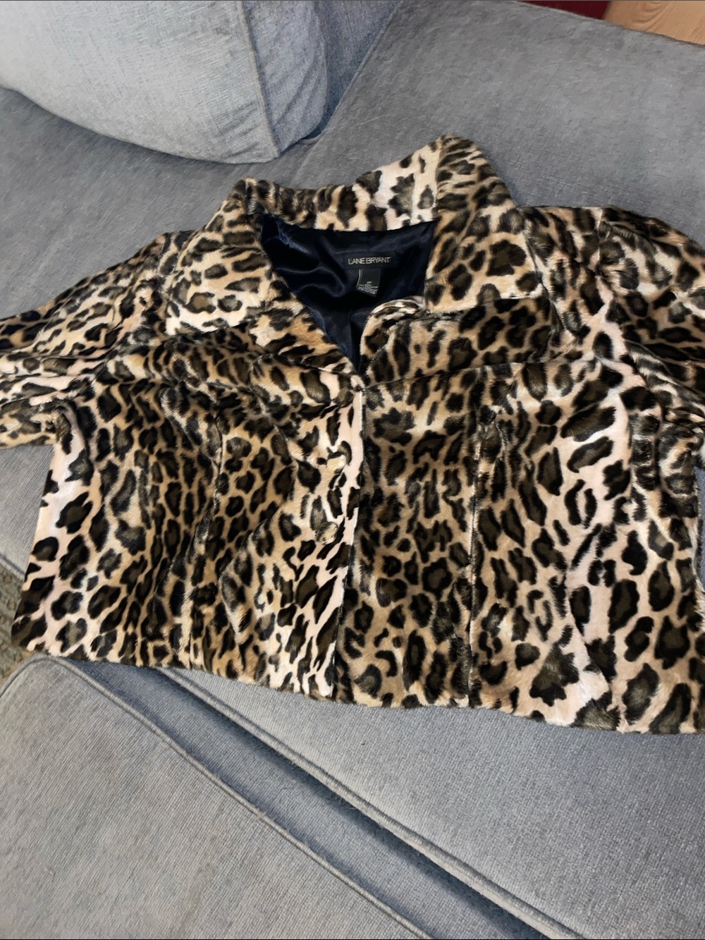 Lane Bryant Women's Cropped, Leopard Print Faux Fur Jacket - Brown/Black size 22 - Picture 4 of 10